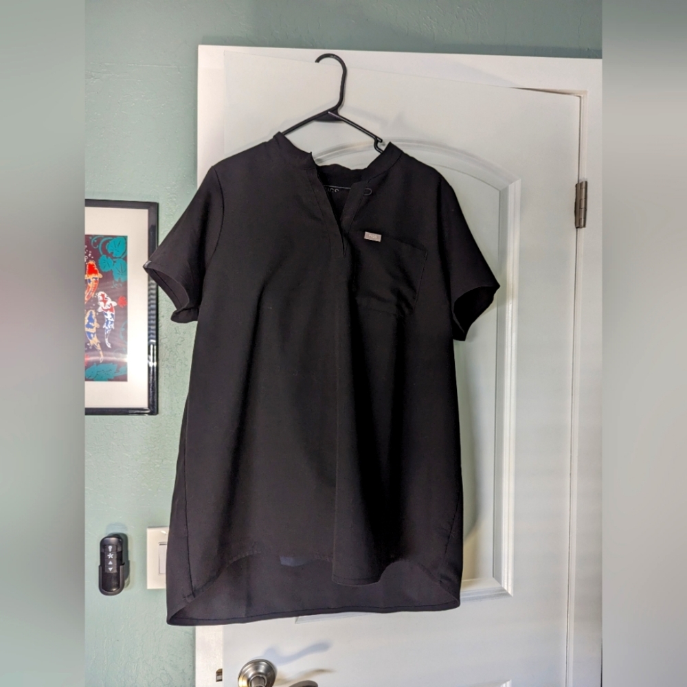 Black Figs Maternity Scrub set XL joggers Tall